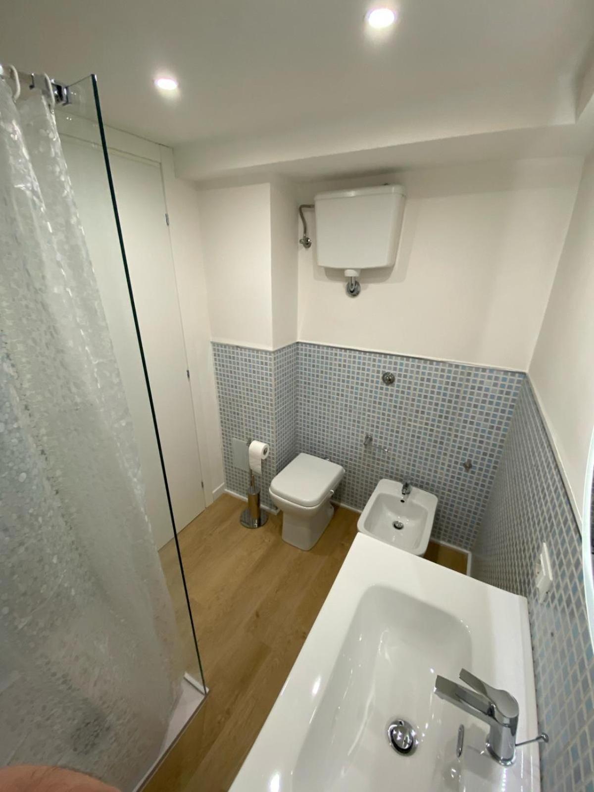 Oasi Central - Appartamento In Pieno Centro Triest Zewnętrze zdjęcie