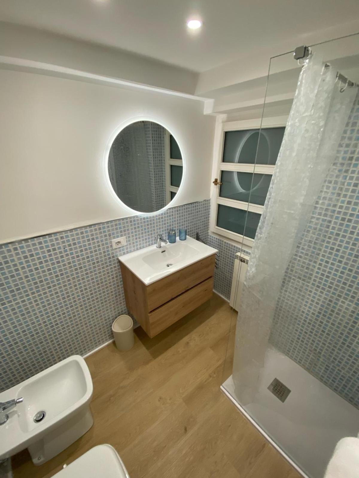 Oasi Central - Appartamento In Pieno Centro Triest Zewnętrze zdjęcie